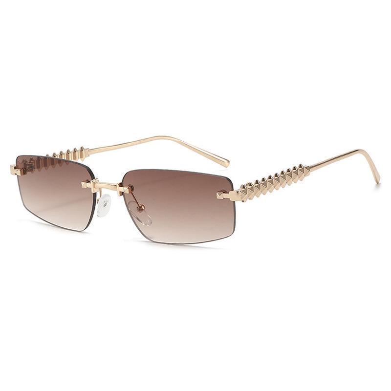 Threaded square sunglasses, new metal trendy sunglasses, street photography, European and American fashion sunglasses, anti-sun shading