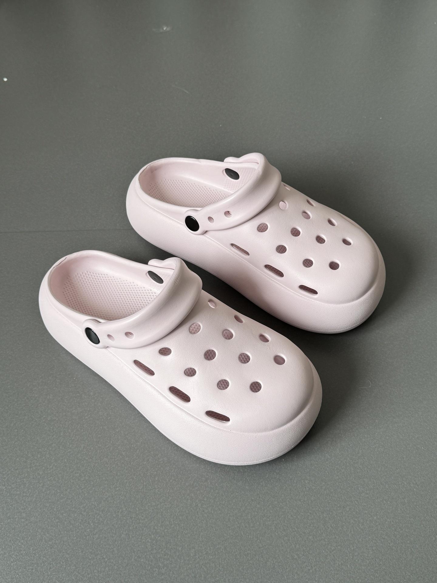 

Hole shoes female cartoon cute outer wear runaway not tired feet heightening beach sandals non-slip bag head slippers 40/41 (suitable for size 39/40) розовый