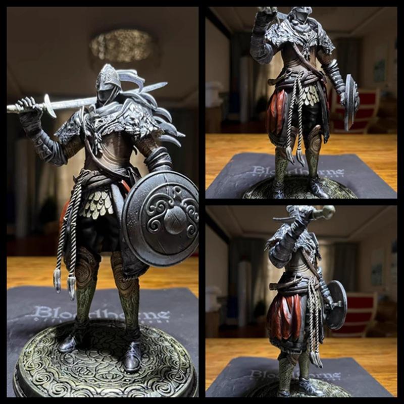 Vargram The Bloody Wolf PVC Action Model Doll Toys 20CM