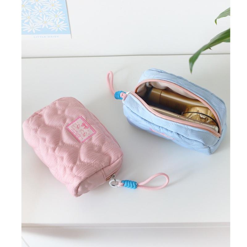 Women Cosmetic Pouch Fashion Design Portable Storage Bag