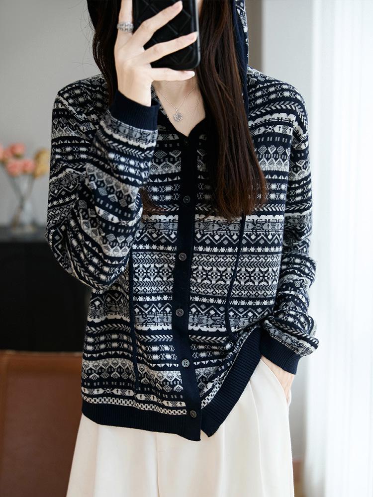 Retro Jacquard Hooded Knit Cardigan Coat - Women's Loose Fit Autumn Sweater