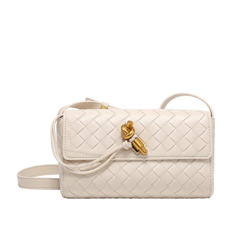 

2025 Высококачественная маленькая квадратная сумка через плечо ручной работы с фурнитурным замком для женщин 20x6.5x14 cm белый/кремовый