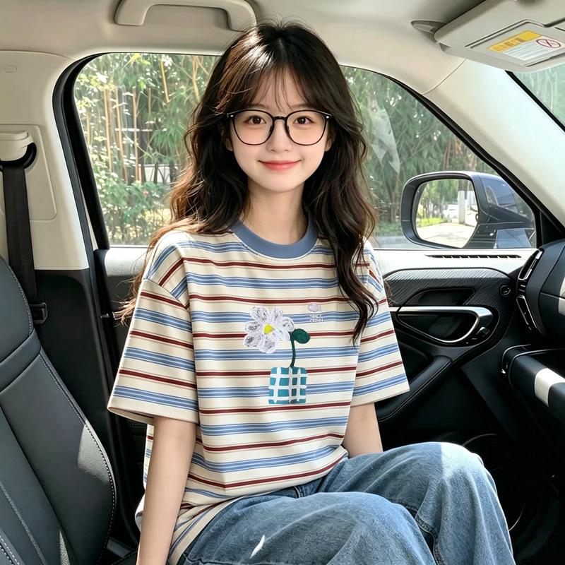 Korean Style Girls' Striped Short-Sleeve T-Shirt, Summer Fashion for Ages 6-12, Loose Fit Versatile Top