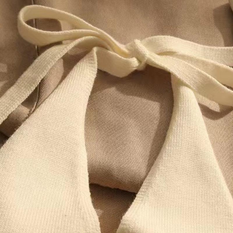 Kadın Kısa Yelek Moda V Yaka Kolsuz Harfli Yazlık Giyim Atlet Arkası Bağcıklı Kore Moda Stili Crop Giyim