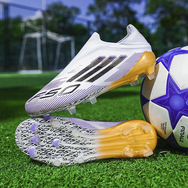 New Soccer Cleats Boys Teenagers Students Girls Broken Nails and Spikes Competition Training Soccer Cleats
