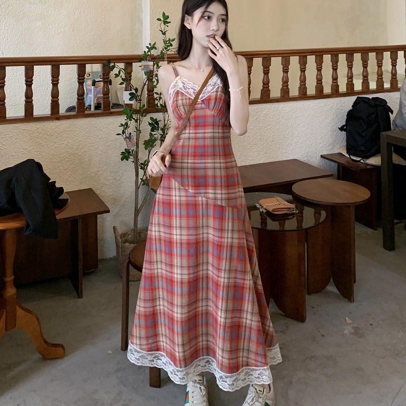 Sukienka bez rękawów w czerwoną kratę damska Midi Harajuku Hotsweet letnia koronkowa sukienka Spaghetti dla pań sukienka retro z wysokim stanem
