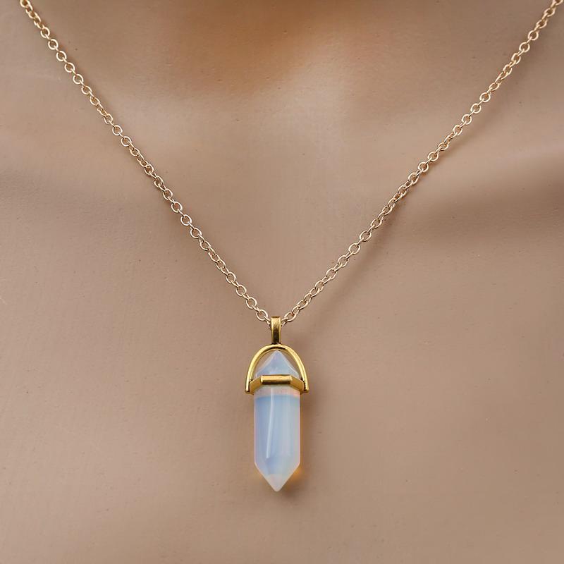 Fashion Quartz Crystal Necklace Chakra Rose Bule Purple Natural Stone Pendant Necklace Hexagonal Bullet Reiki Hippie Necklace