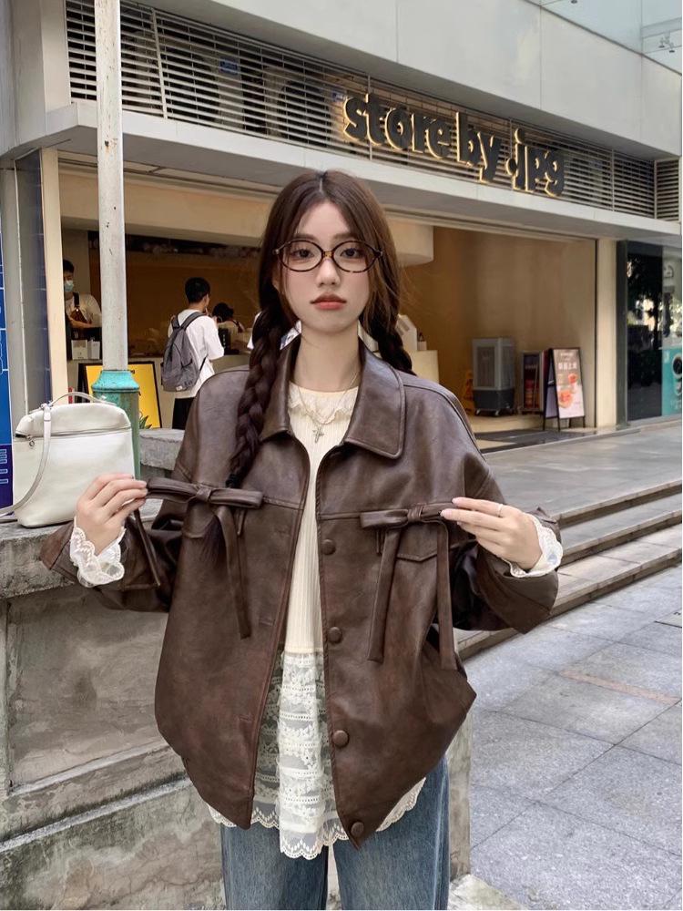 Women's Slimming Waist-Hugging Lace Patchwork Top for Autumn/Winter