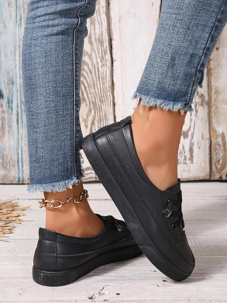 2025 Trendy Women's White Casual Canvas Shoes: Simple & Stylish for Summer Travel
