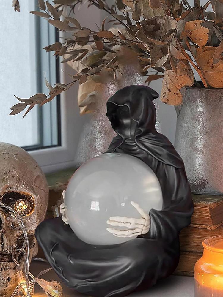 LED Grim Reaper Statue USB Charging Grim Reaper Water Globe Resin Spooky Sculpture Ornament for Halloween Party Decoration