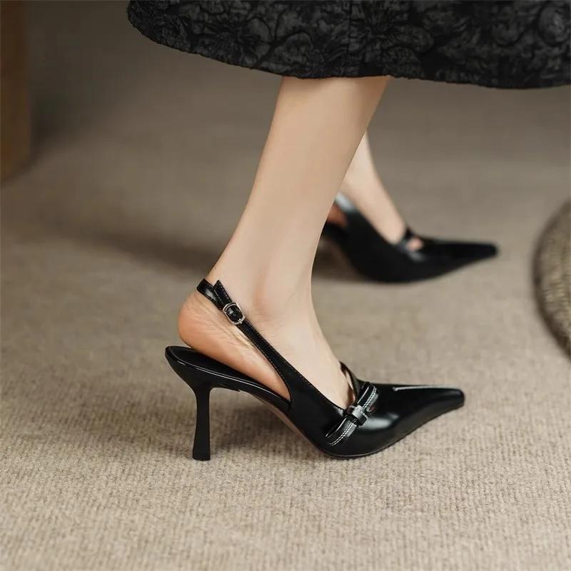 2025 Ladies Shoes Buckle Strap Women's High Heels New Best Seller Office and Career Hot Sale Retro Closed Toe Sandals
