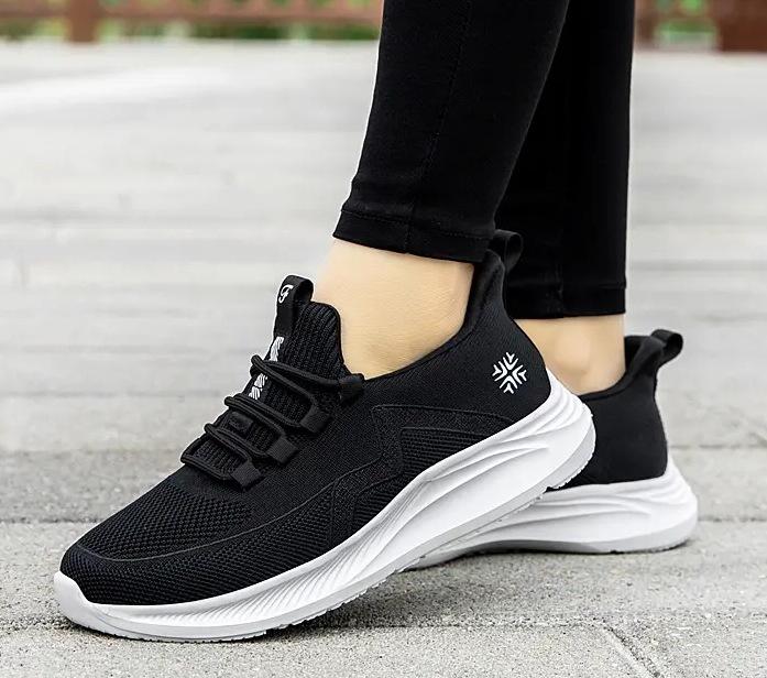 Shoes Women's 2025 Spring New Fly-woven Mesh Casual and Comfortable Mother Shoes Breathable Sports Women's Casual Shoes