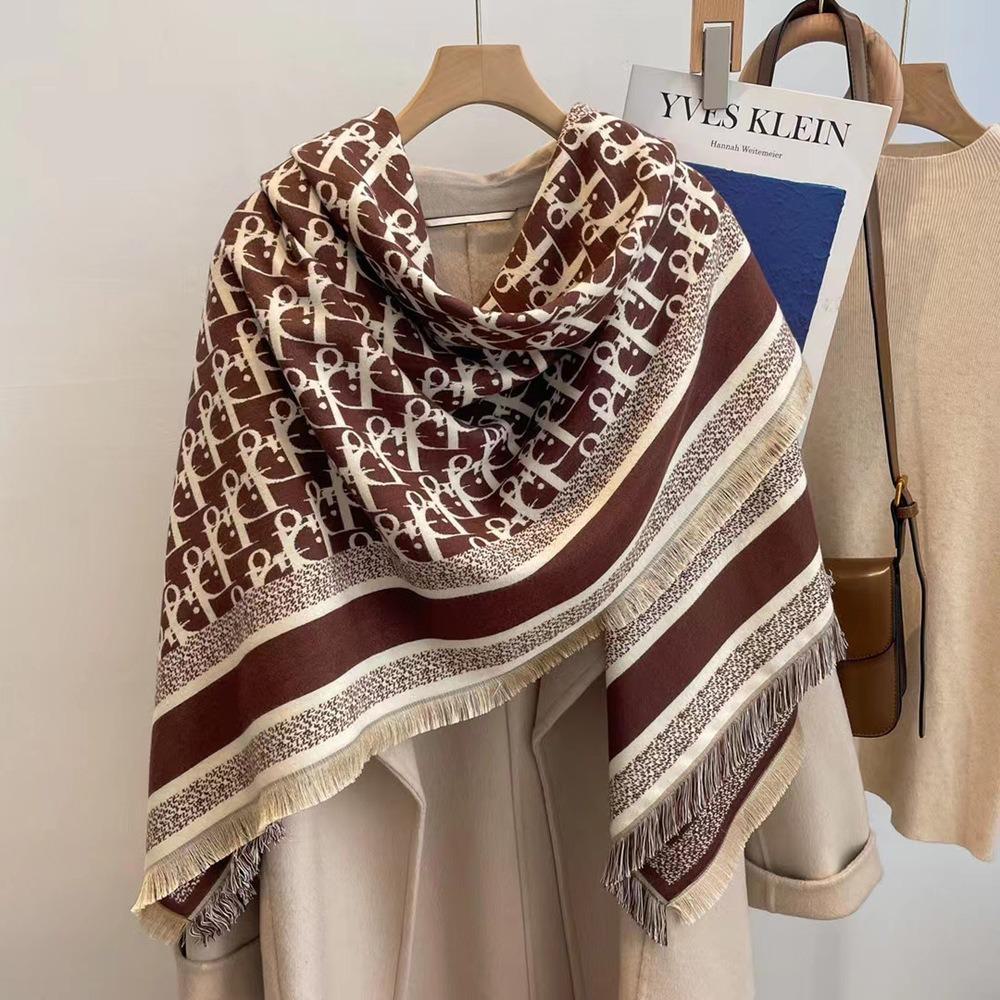 Luxury Imitation Cashmere Shawl: 140cm Square, Warm & Thick with Short Tassels