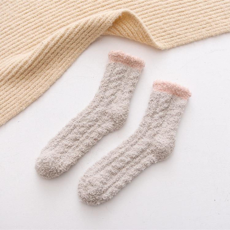 Thickened Coral Velvet Socks Women's Solid Color Indoor Floor Stocking Winter Plush Warm Socks Cold-proof Anti Slip Sock Hosiery