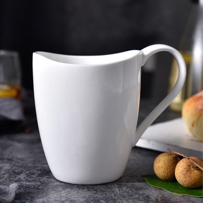 1Pc Creative Coffee Mug Pure White Ceramic Mug Tea Mug Milk Latte Coffee Drinking Cup Unique Irregular Design Porcelain Mug Gift