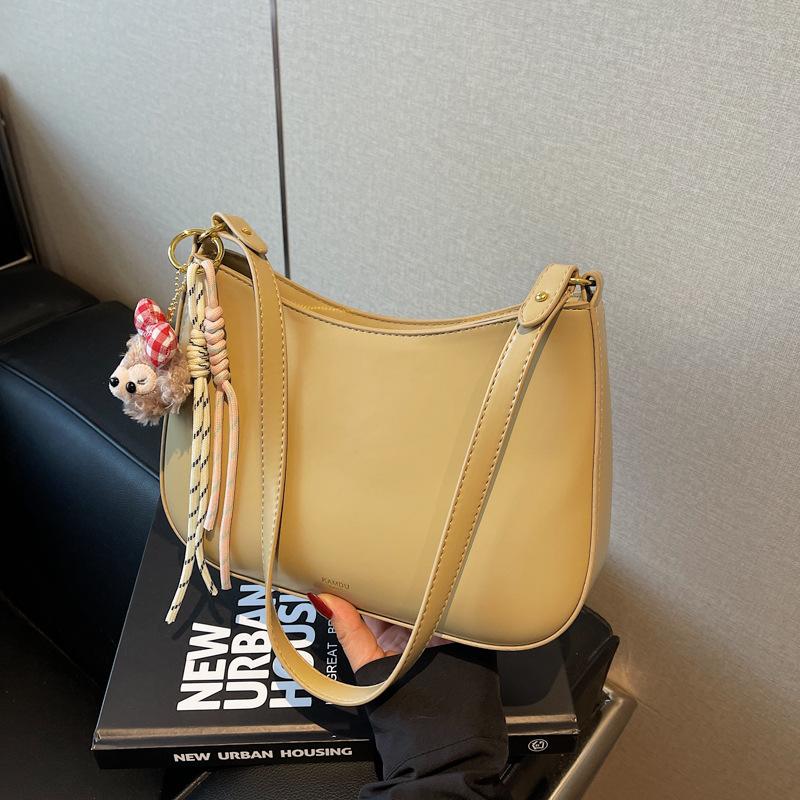 Underarm bag women's bag 2025 new niche design high sense spring and summer versatile explosion crossbody shoulder bucket bag