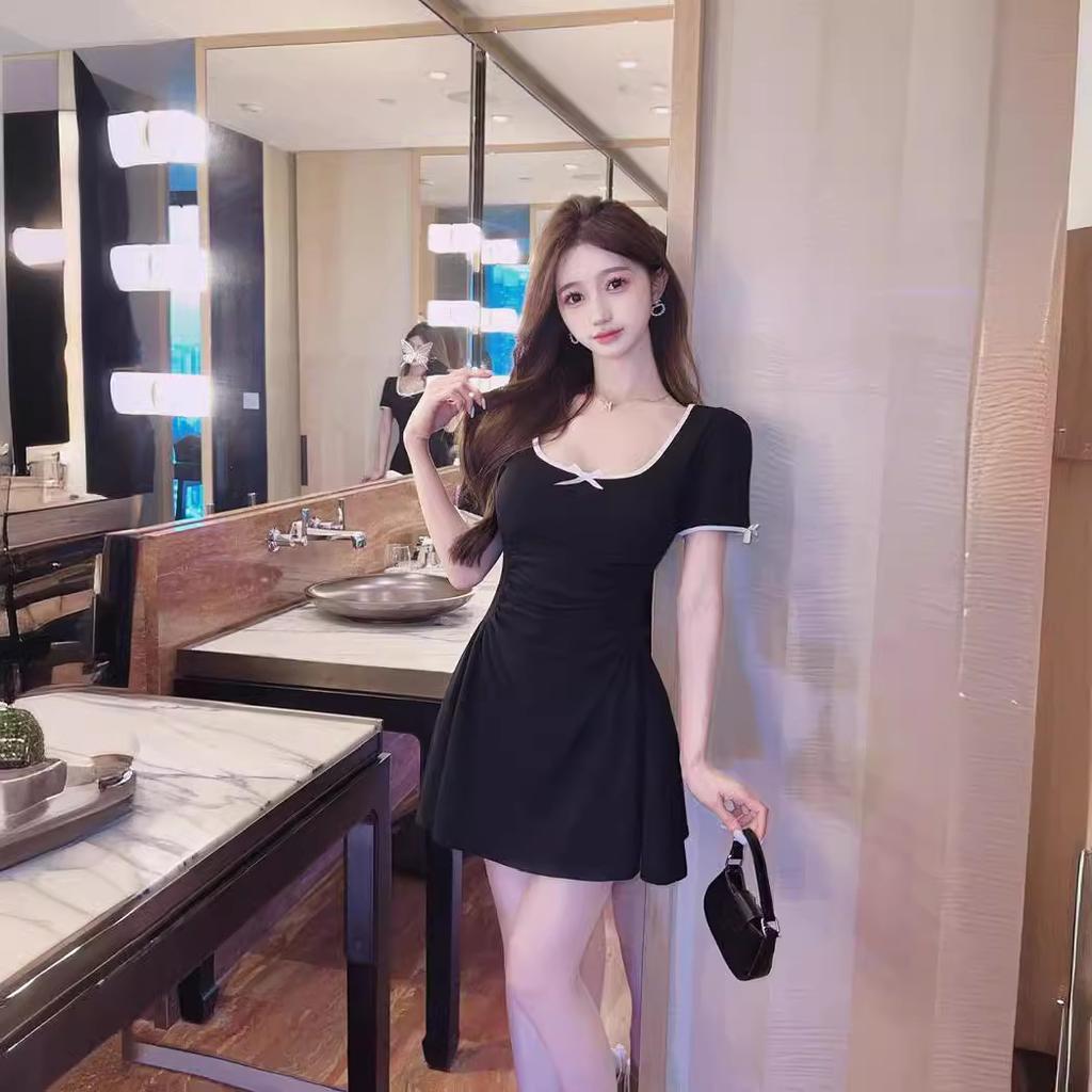 Black Round Neck a Word Short Waist Sweet and Spicy Sexy Women's Clothing Small Short Dress Women's Summer