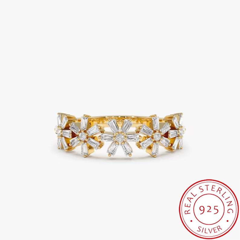 

18K Gold Floral Stackable Ring for Women – Elegant Blossom Wedding Band, Dainty Layering Ring Silver 925 Jewelry 6