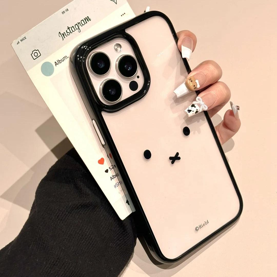 

Black Cream Framed Bunny Expression for Apple 16promax Mobile Phone Case for IPhone15/14/13 For iPhone 16 Plus