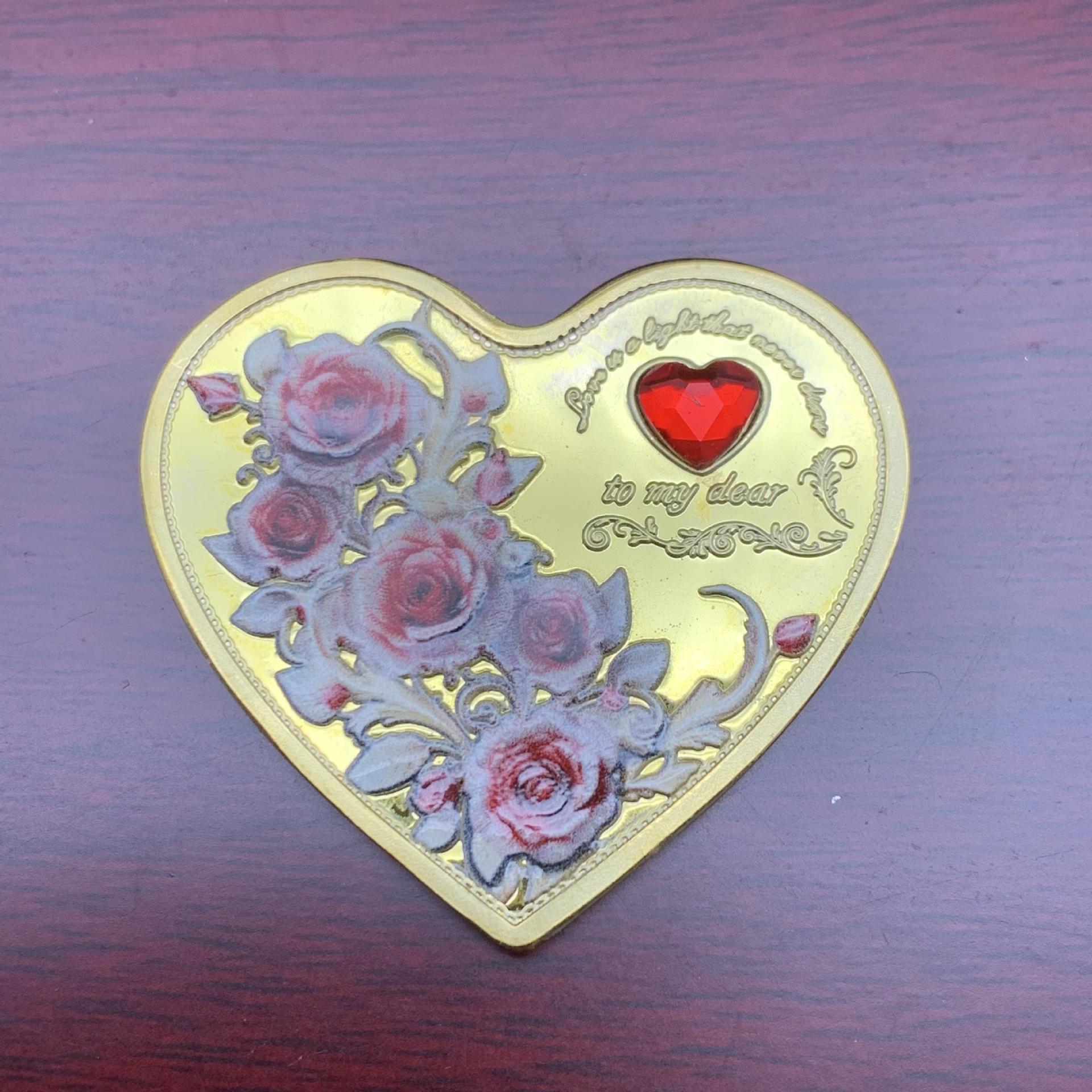 

Russian love bipedal heart-shaped silver plated commemorative coin, collection, Qixi lovers silver coin, heart-shaped rose commemorative coin 1