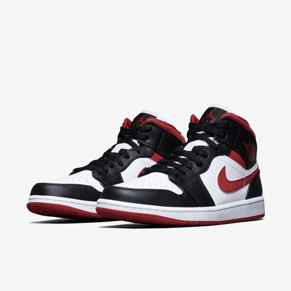 Jordan 1 Mid Gym Rosso Nero Bianco 554724-122