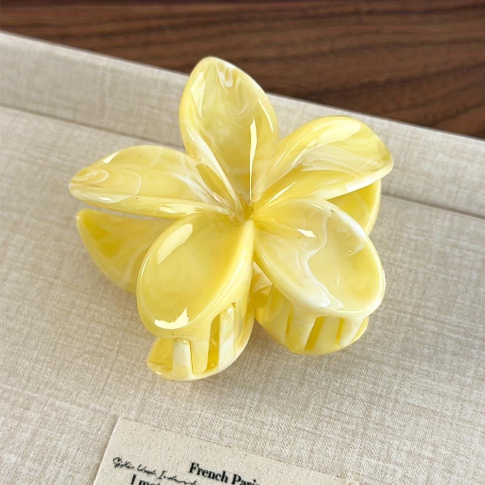 1/2pcs Yellow Egg Flower Hair Claw Clip Secure Grip Transparent Gradient Design Durable Plastic Hair Accessories for Women