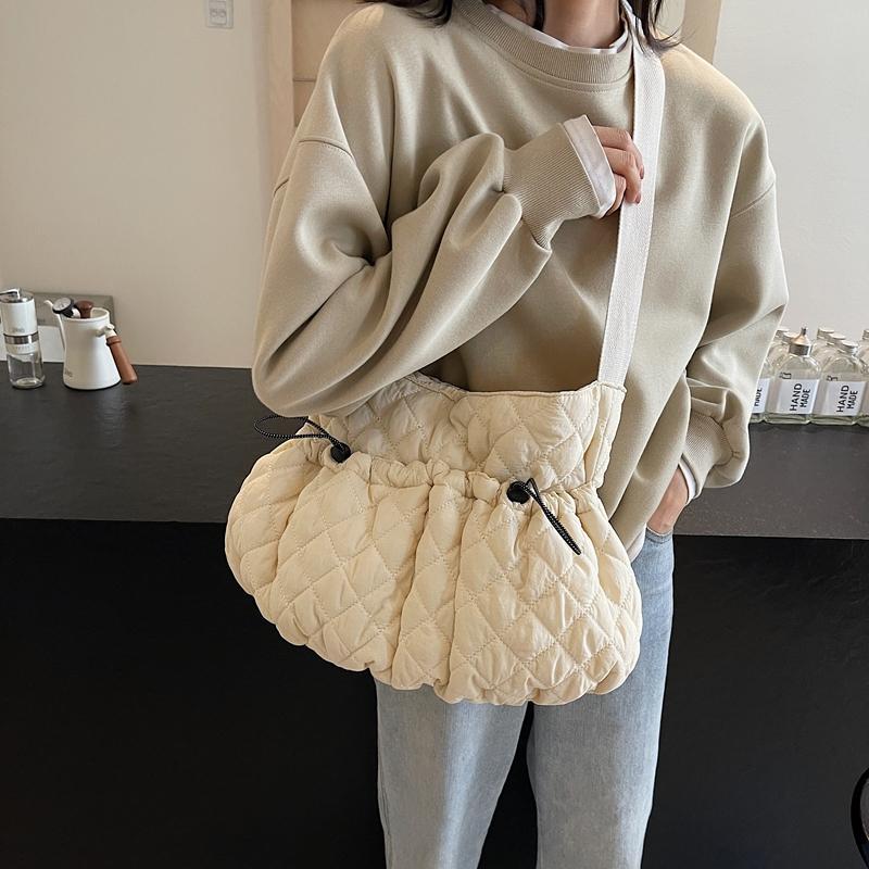 Large Capacity Tote Bag Women's Rhomboid Bag Commuter Crossbody Bag