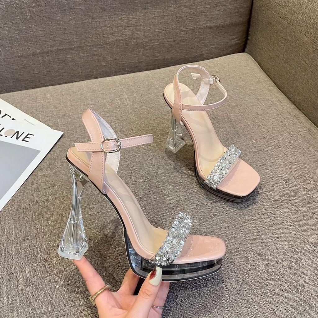 New Rhinestone Summer One-word Fashion Sandals Open-toed Sexy Transparent Belt Hate Sky High Waterproof Table High Heels
