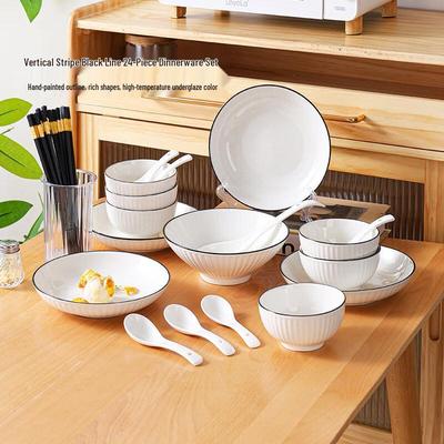Stoviglie – Set di stoviglie