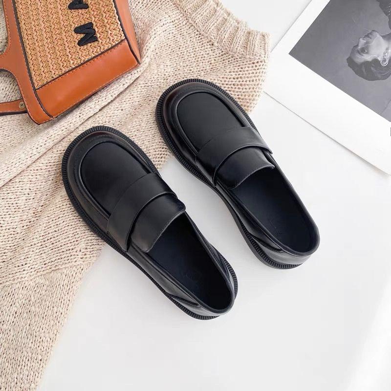 Women's Genuine Leather Flat Slip On Soft Sole Work Shoes Retro Style Versatile Loafers Fashion and Comfortable Footwear