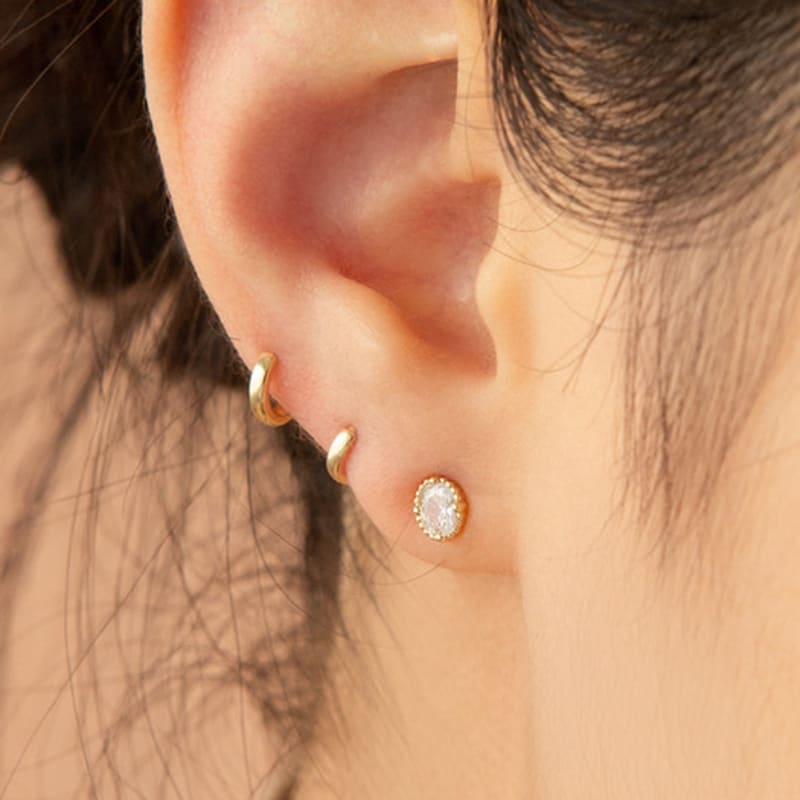 LUNNE 14k Dot Line Oval Cubic Earrings (14K Gold) #W10