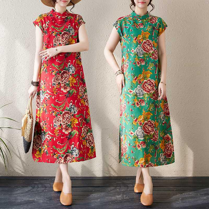 2024 Summer Retro Floral Cotton-Linen Cheongsam with Side Slit and Stand-Up Collar