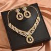 Accessories Exaggerated Retro Necklace Set Female Luxury Crystal Banquet Dress Accessories Collarbone Chain Two-Piece Set