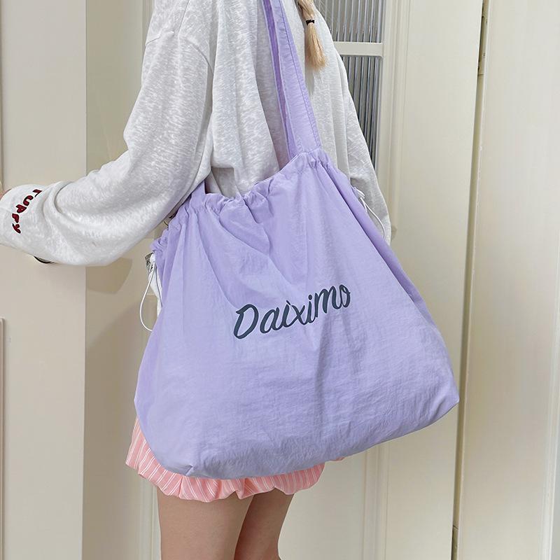 Lazy wind large capacity drawstring nylon bag women's simple commuter tote shoulder bag lightweight armpit bag