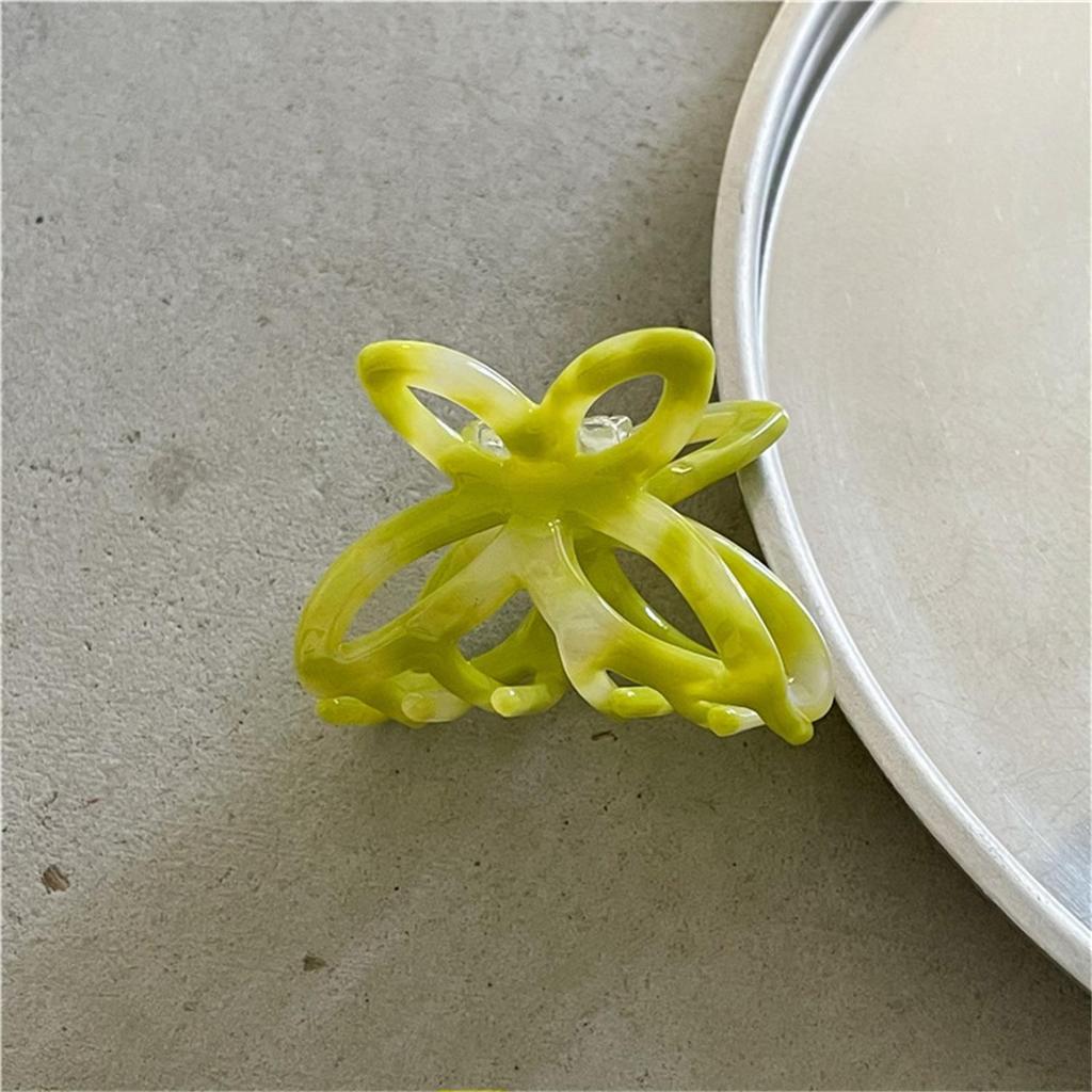 New Fashion Hollow Butterfly Hair Clips Women Elegant Ponytail Clip Sweet Acrylic Crab Claw Clips Headdress Hair Accessories