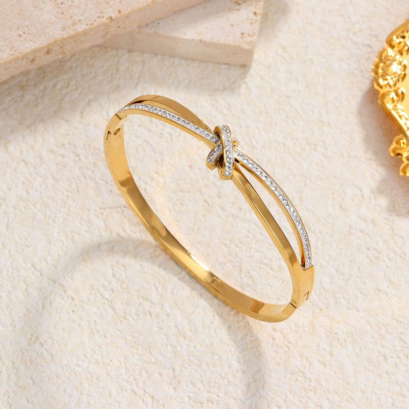 Classical Elegant Knot Decorative Bracelets Suitable For Women To Wear Fashionable Zircon For Summer Travel