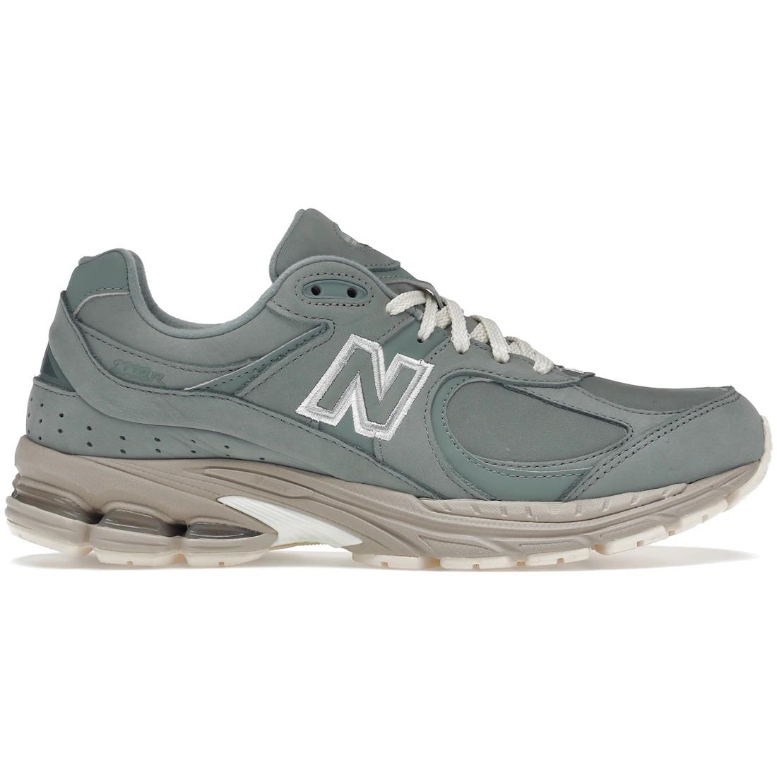 

Sneaker New Balance 2002R Kith Pistachio(M2002RK1) 42