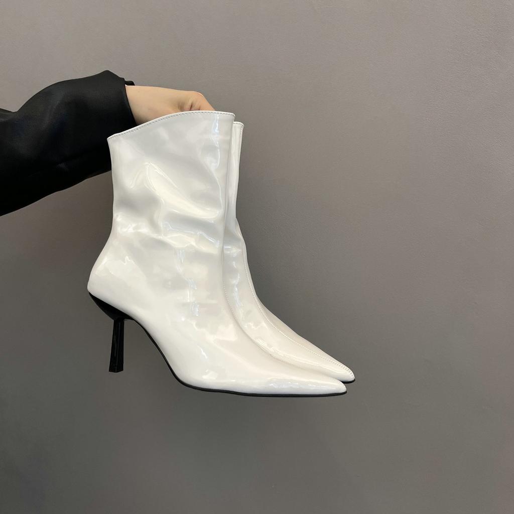 High-heeled short boots in the autumn and winter of 2025, new European and American versatile pointed patent leather retro thin boots, thin-heeled red