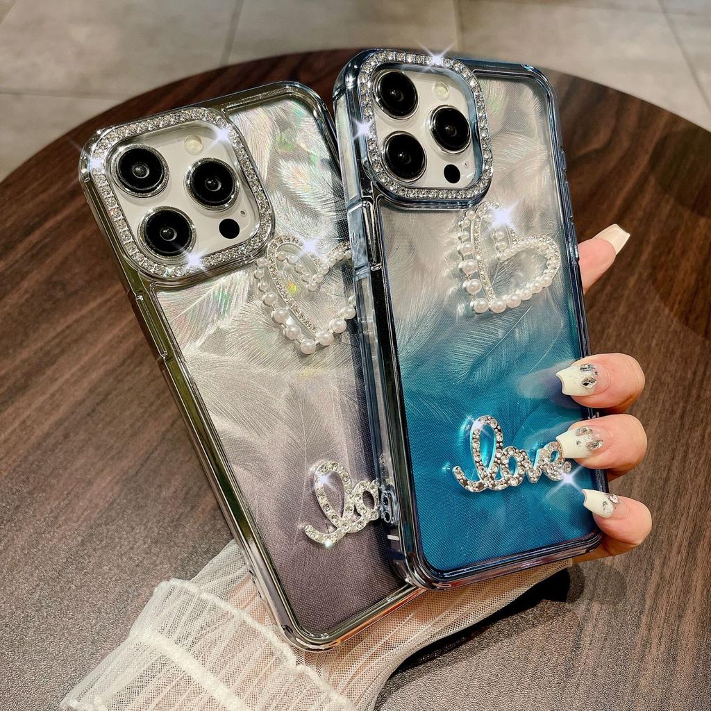High-end Electroplated Lens with Diamond-encrusted Heart, Suitable for DIY IPhone15Pro Phone Case, Apple 14 Gradient Feather