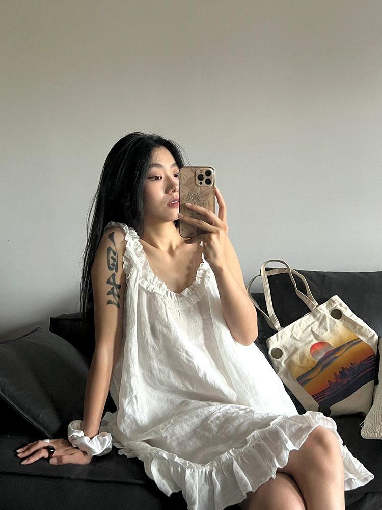

Girl sweet fungus edge suspender nightdress summer pajamas women s summer new white dress loungewear skirt M
