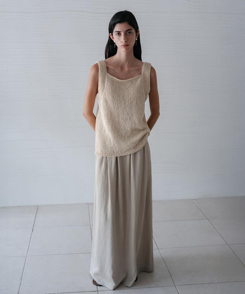 Beullaengkeulumumeon Ebony Skirt_Oat