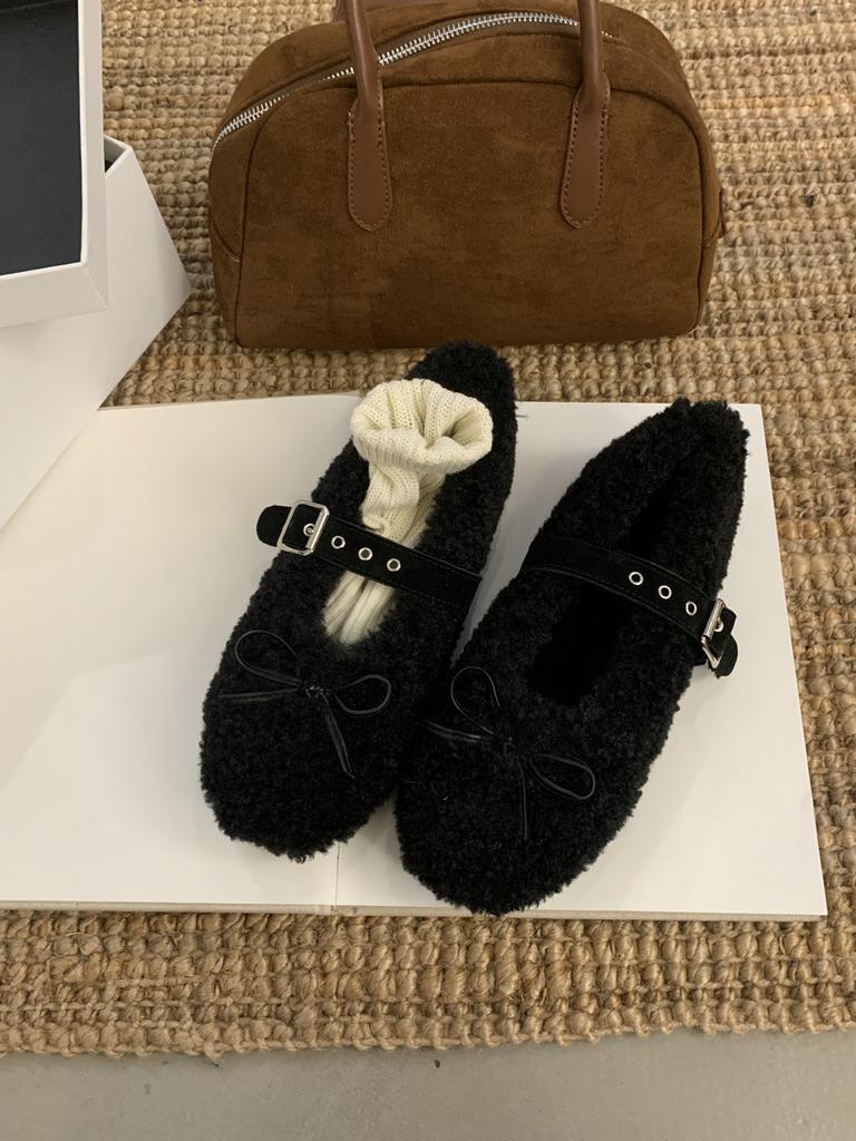 Beautiful cute fluffy shoes women's 2025 new bow flat bottom thickened Mary Jane velvet warm lamb wool single shoes