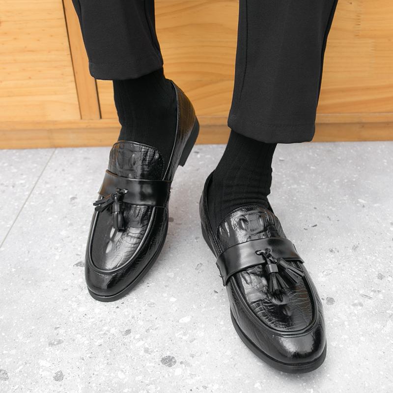 Men Green Loafers Leather Individuality Formal Business Shoes Wedding Dress Prom Shoes Over Sized