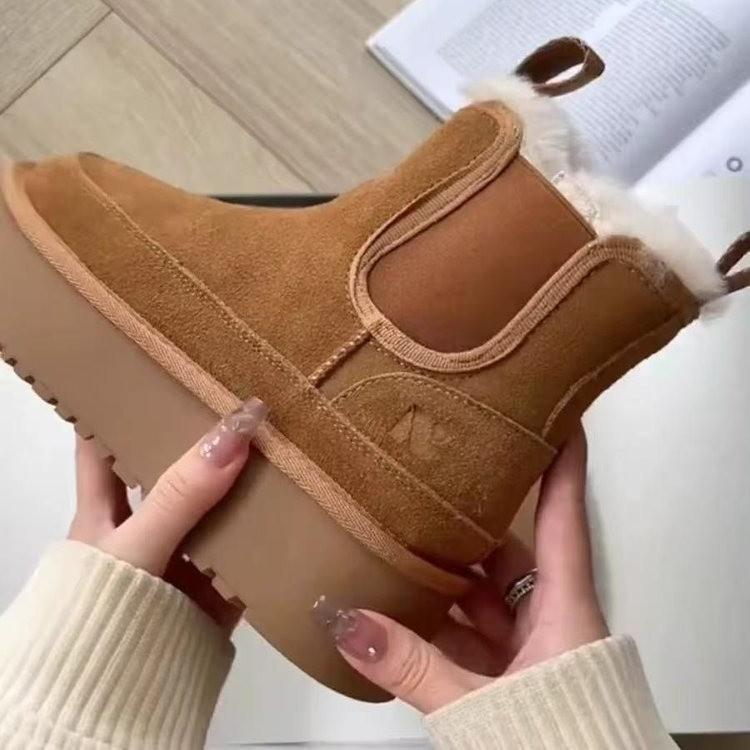 Thick-soled snow boots women's new winter fur integrated fleece thickened bread shoes warm Northeast cotton shoes