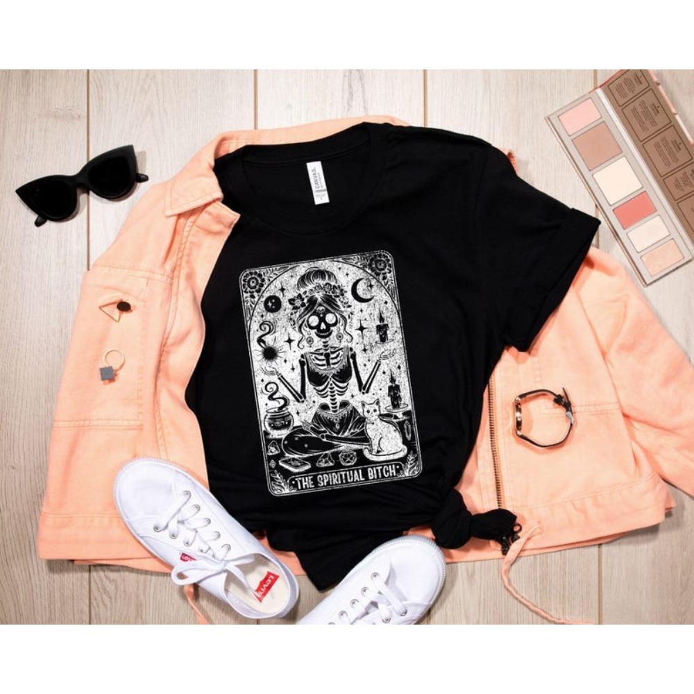 The Spiritual Bitch Tarot Card Sweatshirt Funny Tarot Card Graphic Print T-shirt Men Women Loose Casual Oversized Top Streetwear Summer New Tee