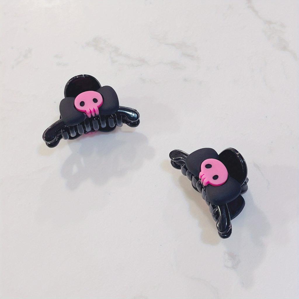 Y2K Punk Skull Hair Snap Clip Cute and Stylish Hair Tie for Women Perfect for Parties and Special Occasions