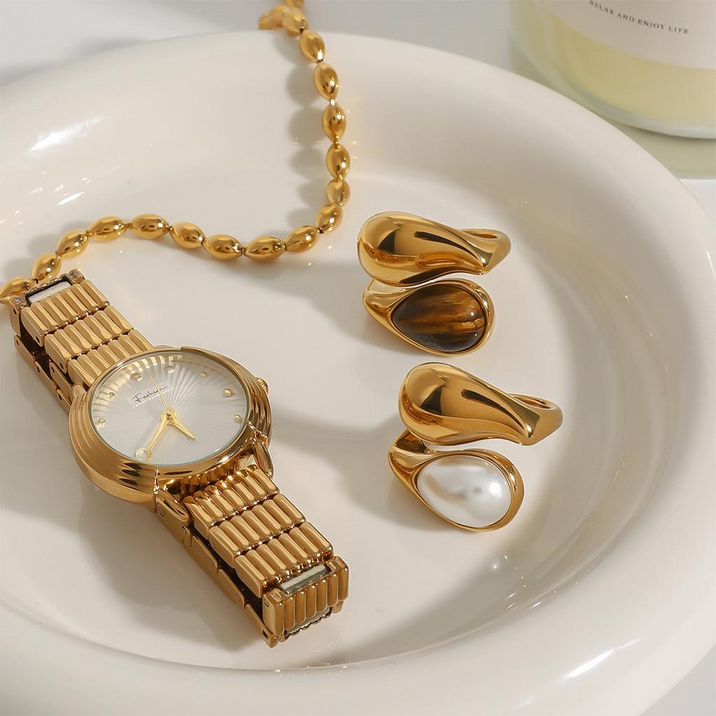 Yori Popular Stainless Steel Pearl Natural Tiger Stone Finger Ring 18K Gold Color Plated Popular Sweet Jewelry Engagement