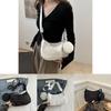 2024 New High-style Fashionable Lightweight Luxury Unique Shoulder Bag In Black And White