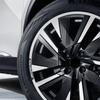 GDX2  4Pcs Car Wheel Hub Styling Aluminium Stickers Decoration Strip For Mercedes Benz AMG W210 W169 CLA Interior Mouldings CLLGT652