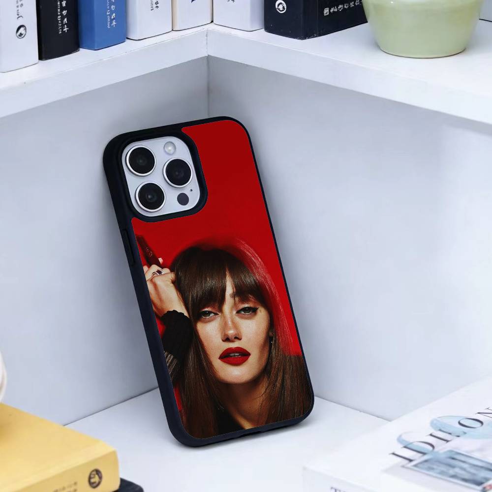 

Ella Purnell Phone Case For iPhone17,16,15,14,13 Plus,Pro Max Magnetic For Magsafe Wireless Charging iPhone11PROMAX